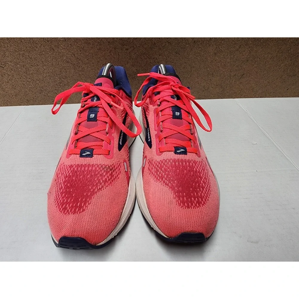 Brooks Launch 9.5 Womens Size 8.5 B Pink White Athletic Running Shoes Sneakers